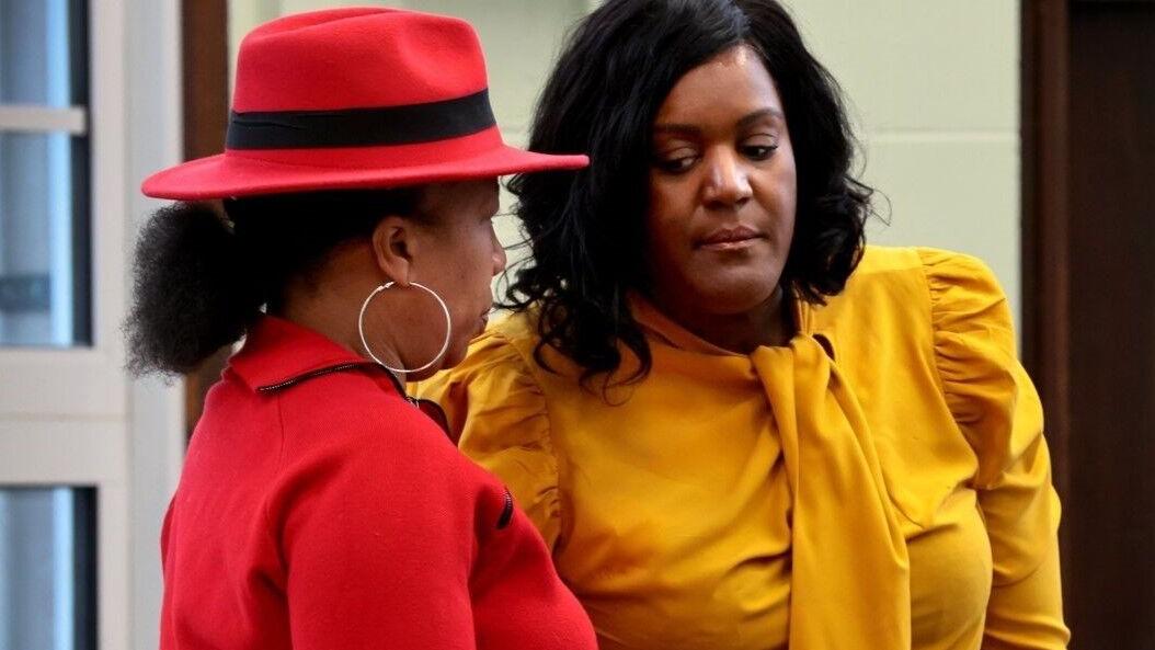 Report on questionable spending at St. Louis Public Schools leaves out most of the credit cards